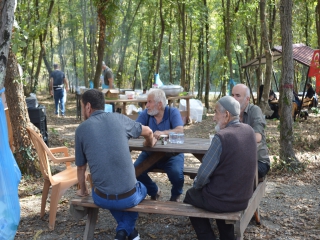 GÜZ PİKNİĞİNDE BULUŞTUK.