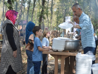 GÜZ PİKNİĞİNDE BULUŞTUK.