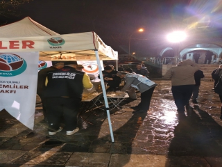 İKİ CİHAN KURTULUŞ BERATIMIZI İSTİYORUZ